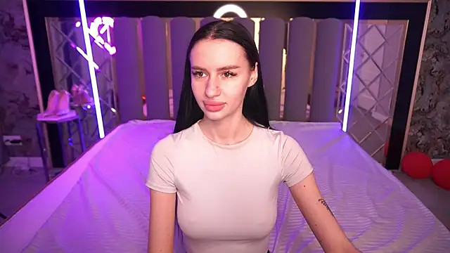 Chat +18 de Snow_WhiteeeX ao vivo