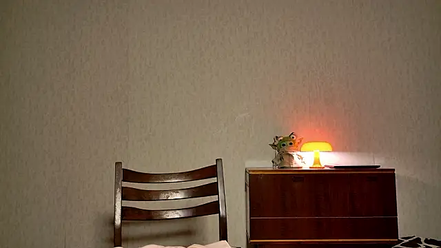 MadeInParadise: онлайн-секс-чат