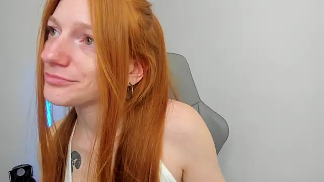 Chat +18 de Aliceginger99 ao vivo