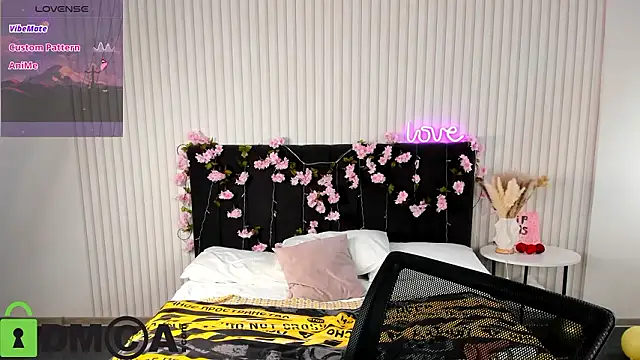 Chat +18 de Bonni_Meiz ao vivo