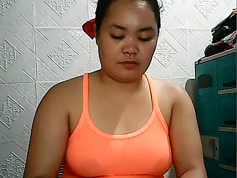 Show de CreamyPussy4uxx na webcam