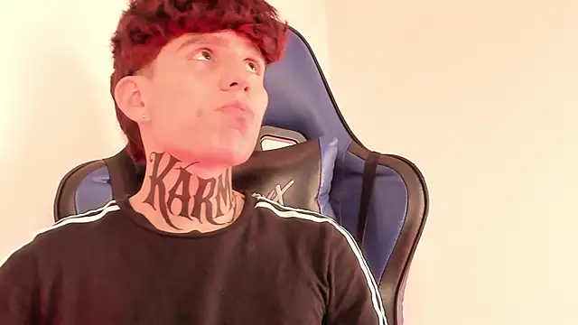 Angelcumm_ – Kamerová šou