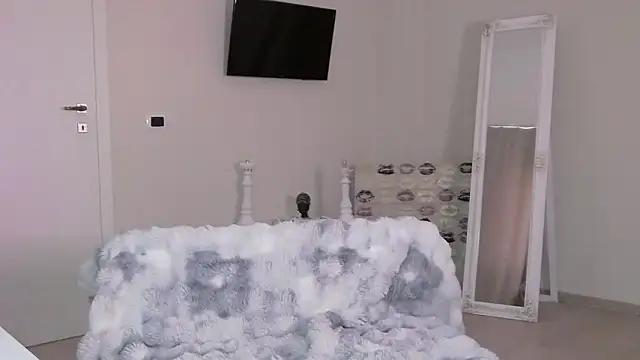 InesNovan Webbikameraesitys