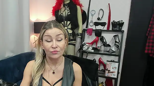 Chat XXX en directo de crystaLUX