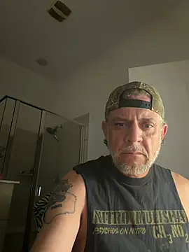 Show modela Ningablaze na web-kameri