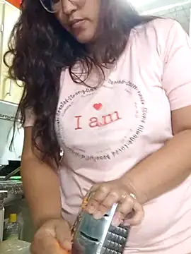 Ivy_horse_ Chat XXX live