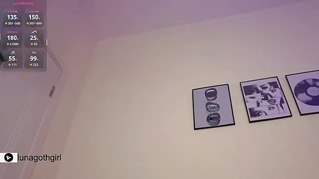 IamLuna2006 live XXX chat