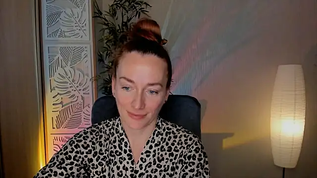 RebeccaMartinez Chat XXX in diretta