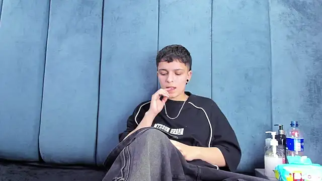 Megan_Thompson_ 라이브 XXX 채팅