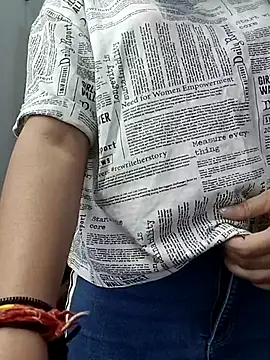 Ruhi_07's Live XXX Chat