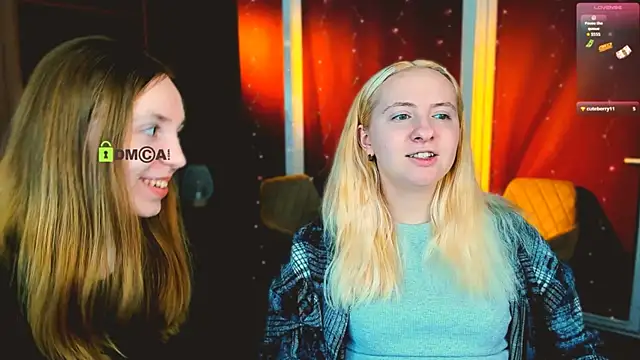 mila_glow1's Webcam Show