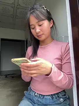 LittleSun_'s Live XXX Chat