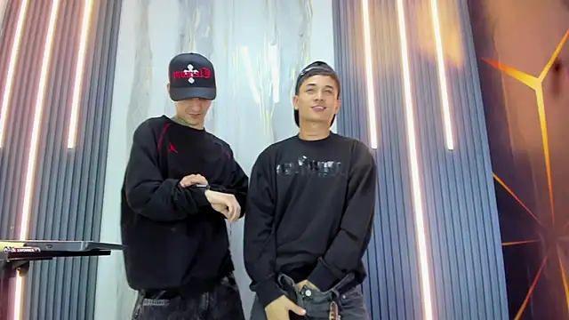 guys_hard_cock19 웹캠 쇼