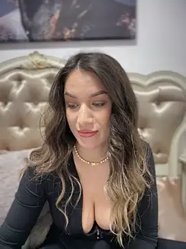 HotXMom_ live XXX chat