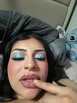 Онлайн чат XXX ThickerThanYoBitch