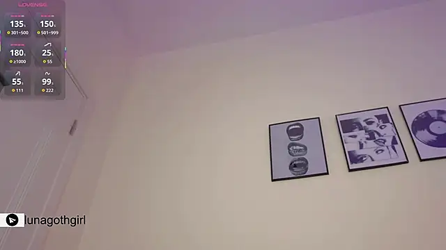 XXX chat uživo modela IamLuna2006