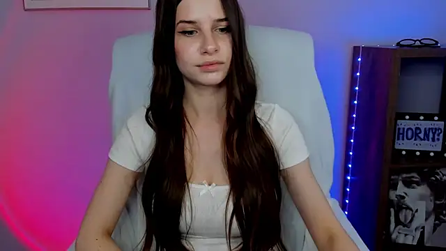 LuxMaya Live XXX-chat