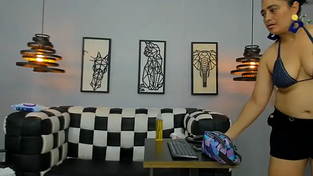 Bianca_Millf's Live XXX Chat