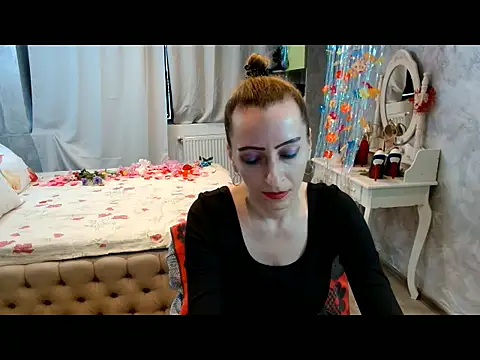 AnneDevrim's Live XXX Chat