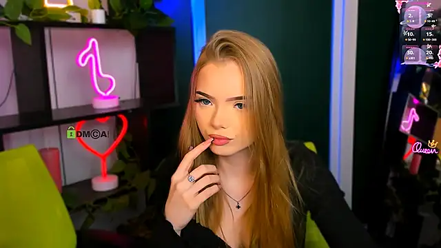 mia_bamby1: διαδικτυακό σόου στην κάμερα