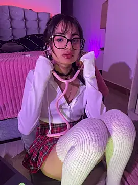 _Lucycherry Live XXX-chat