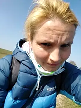 s-te-fan-i élő XXX-chatje