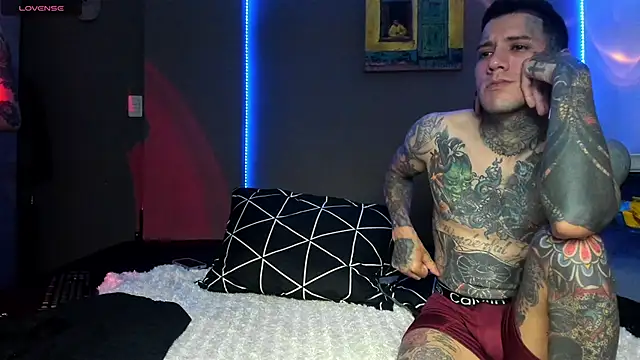 cleoo_jhonny's Live XXX Chat