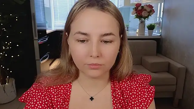 Онлайн чат XXX Mira_Mermayd