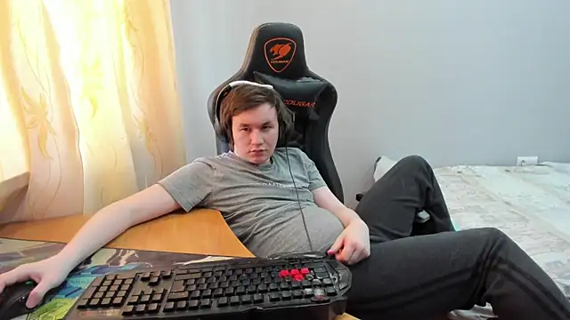 Онлайн чат XXX iliaskrislove