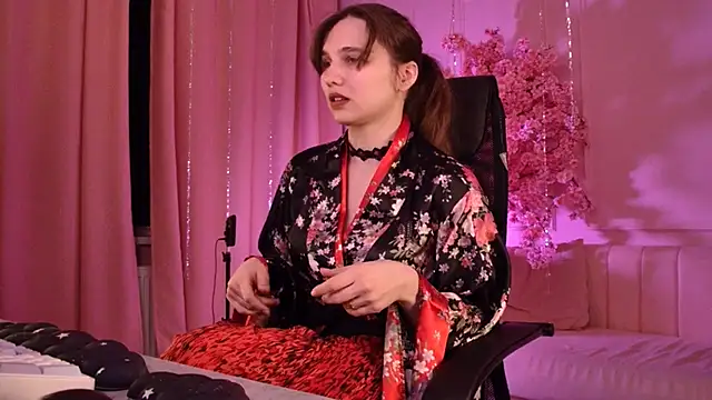 TessaMill Chat XXX live