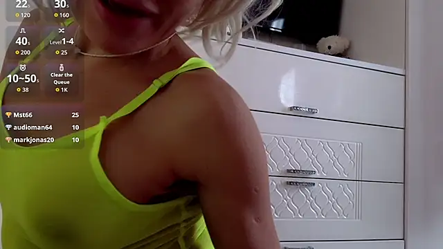 AvaGreenX 现场XXX聊天