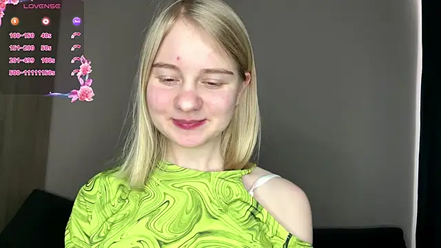 OdelinaFicken webcam show