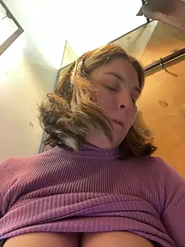 Chat XXX en directo de KateBurlesk