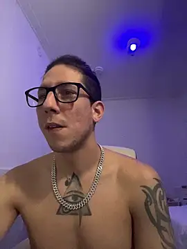 Онлайн чат XXX TitanNoir