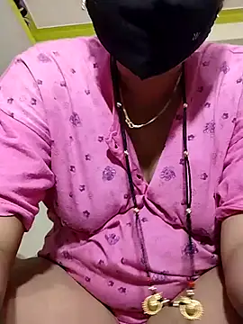 Show de Priyanka_30 na webcam