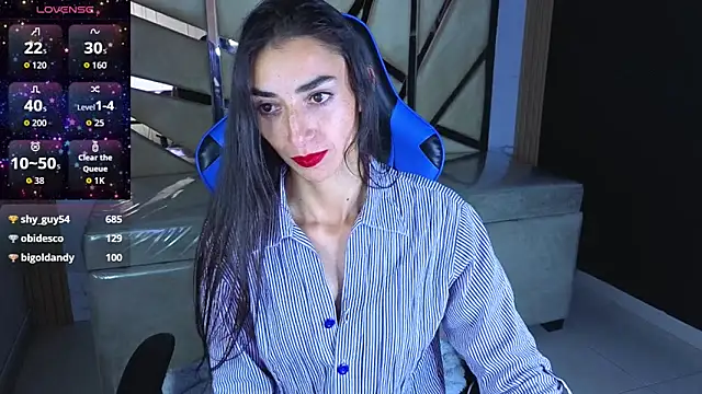 Maily_a_ Chat XXX in diretta