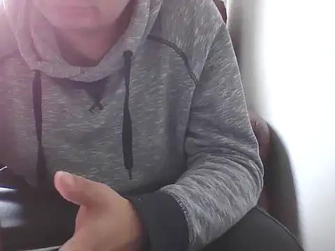 Chat XXX en directo de YakisikliSikici