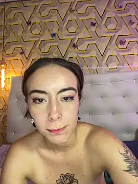 MelanyyJhonson15's Live XXX Chat
