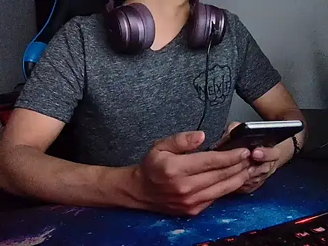 Mav3rick_'s Webcam Show