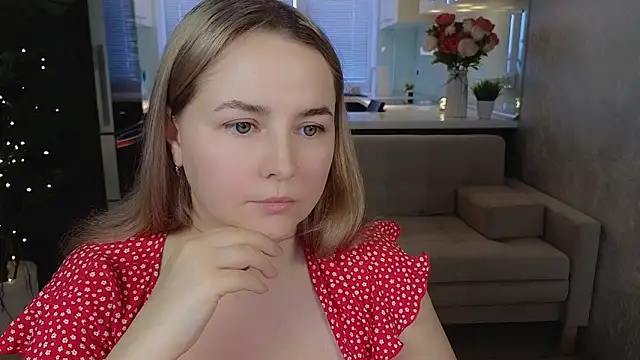 Mira_Mermayd's Live XXX Chat