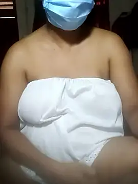 Chatroom XXX en direct de Rithu-SL