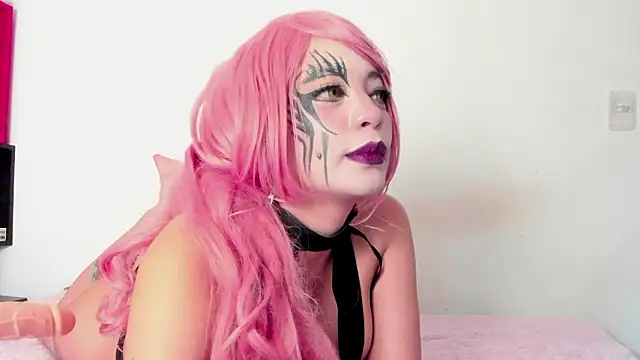 Akalidemon Adlı Modelin Canlı XXX Sohbeti