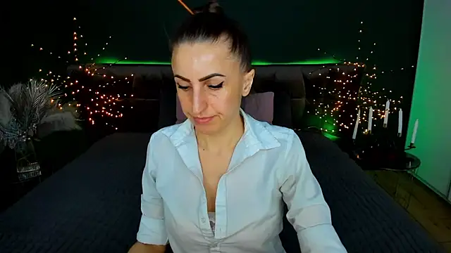 Rebecca_Diamond 现场XXX聊天