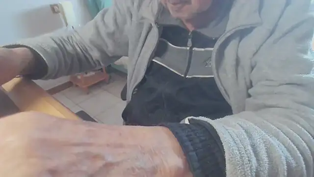 papillonhotofficial: διαδικτυακό σόου στην κάμερα