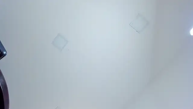 Sophi_Johnson élő XXX-chatje