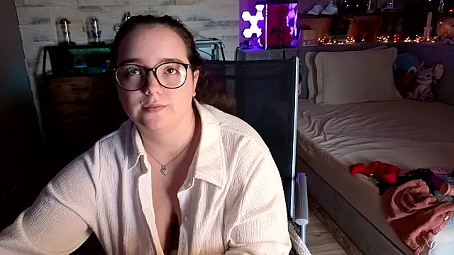 Kimberly-Caprice's Live XXX Chat