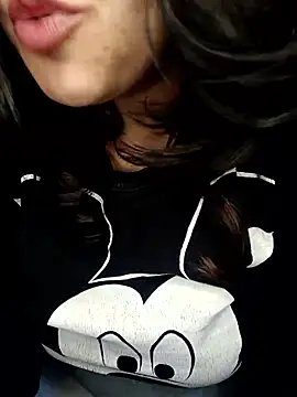 kitty_2000 élő XXX-chatje