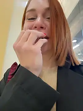 RosieSecret's Live XXX Chat