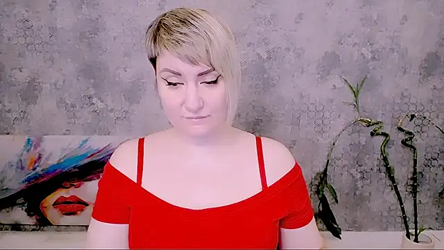 Djullia Chat XXX in diretta