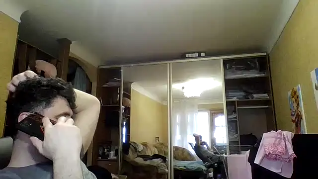 Show modela StasConnor na web-kameri